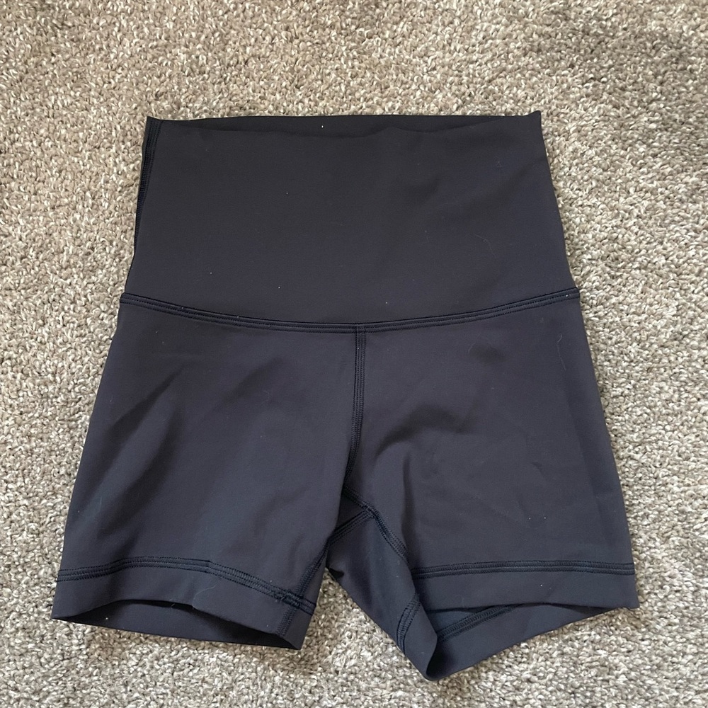 Lululemon Wunder Train High-Rise Short 4" Black Size 2